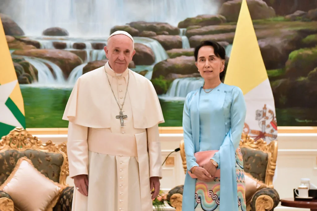 Aung San Suu Kyi and Pope Francis